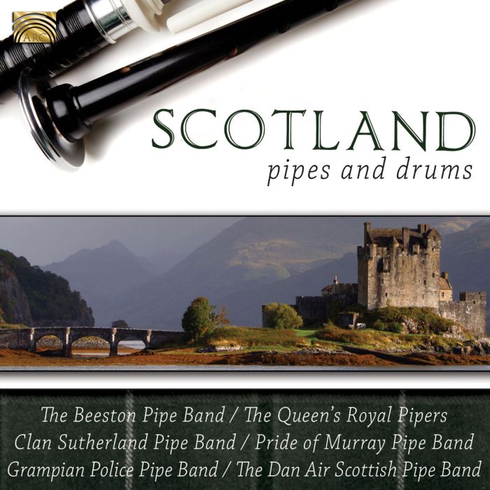 SCOTLAND PIPES AND DRUMS