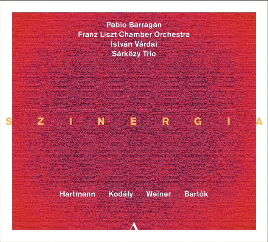 Szinergia